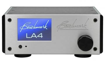 Benchmark LA4 Line Amplifier - silver